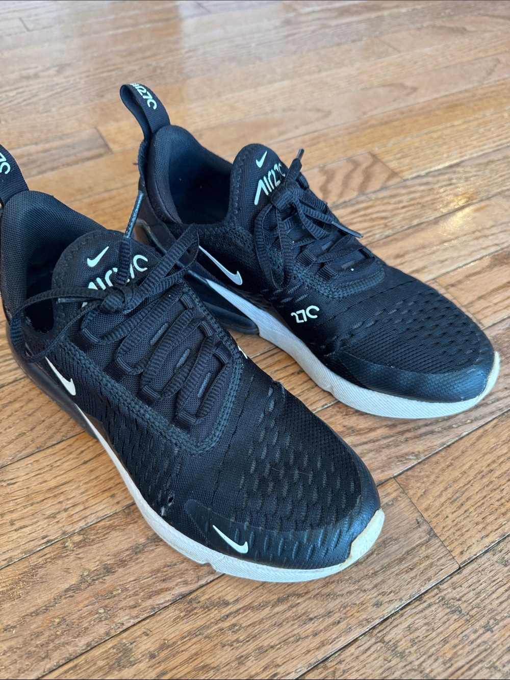 Women’s Nike air max black size 7.5
